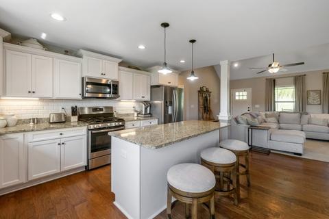 1003 Douglas Ct, Dickson, TN 37055 photo 18