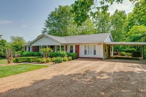 1028 Dawson Rd, White Bluff, TN 37187 photo 3