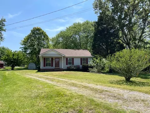 106 Batey Ct, Dickson, TN 37055 photo 2