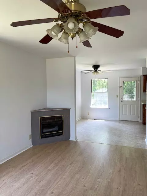 106 Batey Ct, Dickson, TN 37055 photo 5