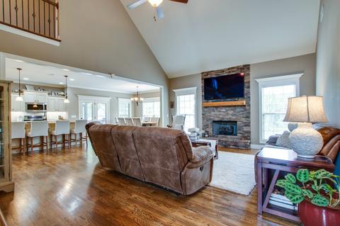 901 Cascadeway Dr, Murfreesboro, TN 37129 photo 9