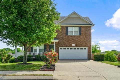 6024 Chickadee Cir, Spring Hill, TN 37174 photo 1