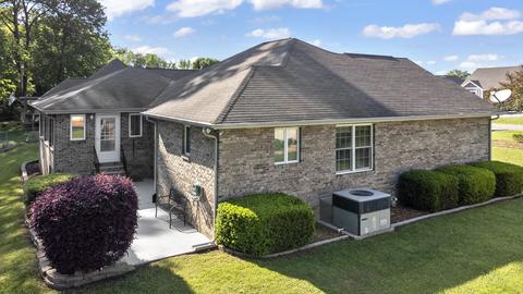 205 Lakeview Dr, Decherd, TN 37324 photo 4