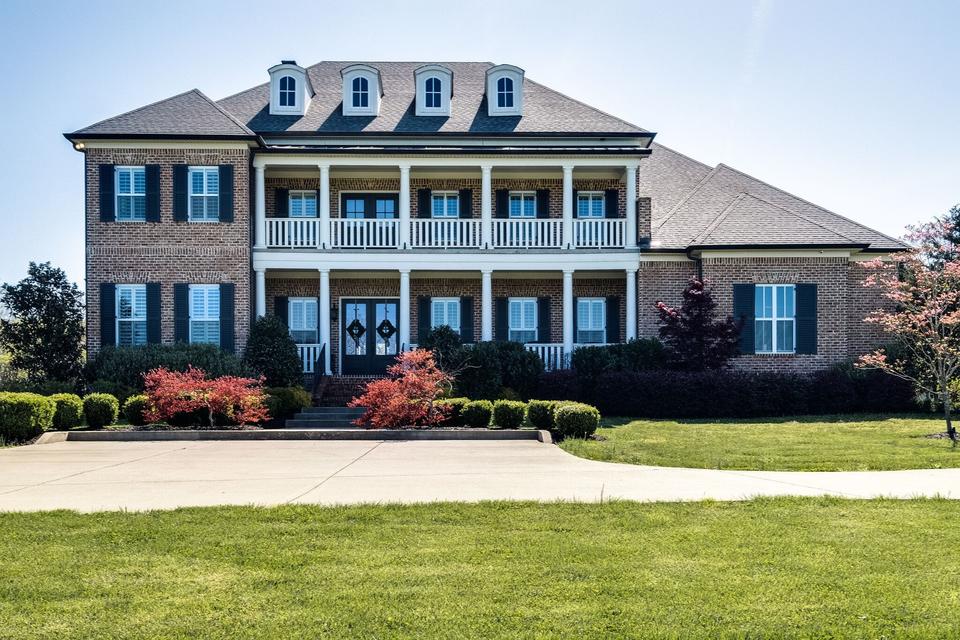 568 Forest Retreat Rd, Hendersonville, TN 37075 Movoto