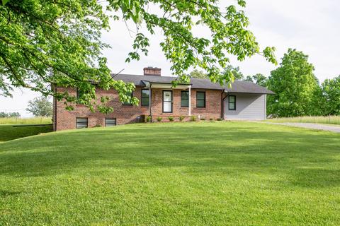 13276 Old Baxter Rd, Silver Point, TN 38582 photo 2