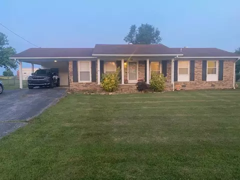118 Horn Ave, Loretto, TN 38469 photo 1