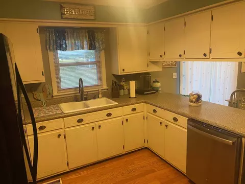 118 Horn Ave, Loretto, TN 38469 photo 3