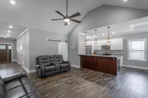82 Senduro Pass, Rock Spring, GA 30739 photo 5