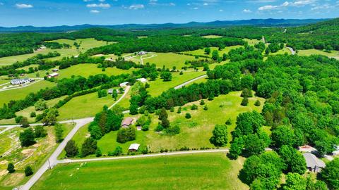 3756 E Trimble Rd, Milton, TN 37118 photo 1
