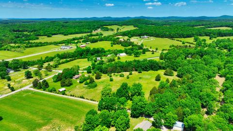 3756 E Trimble Rd, Milton, TN 37118 photo 2