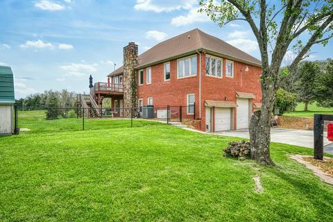 1547 Farmer Rd, Walling, TN 38587 photo 3