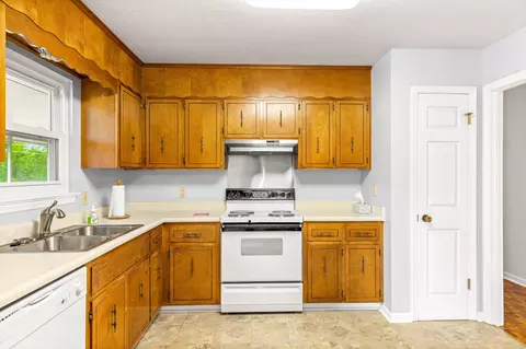 6427 Mill Stream Dr, Harrison, TN 37341 photo 13