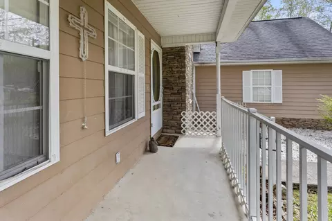132 Maple St, Dunlap, TN 37327 photo 4