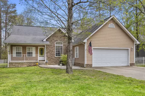 132 Maple St, Dunlap, TN 37327 photo 1
