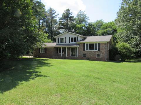 96 Gillespie St, Mcminnville, TN 37110