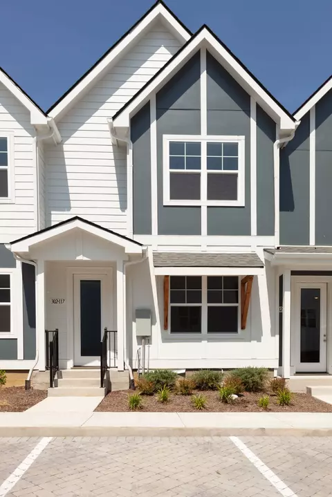 302 Williams Ave #117, Madison, TN 37115