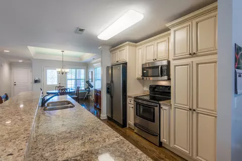 124 Fieldstone Cmns, Rock Spring, GA 30739 photo 9