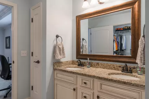 124 Fieldstone Cmns, Rock Spring, GA 30739 photo 22