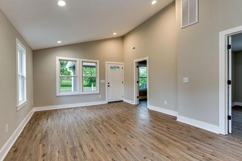 280 E Bledsoe St, Gallatin, TN 37066 photo 5