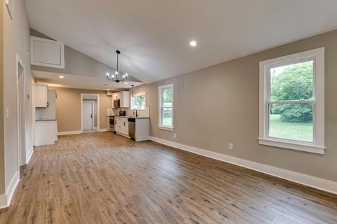 280 E Bledsoe St, Gallatin, TN 37066 photo 4