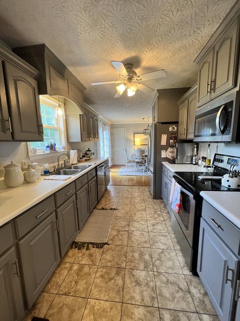 23 Samuel Ln, Loretto, TN 38469 photo 9