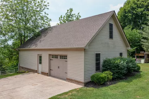 249 Cal Durham Rd, Bethpage, TN 37022 photo 3