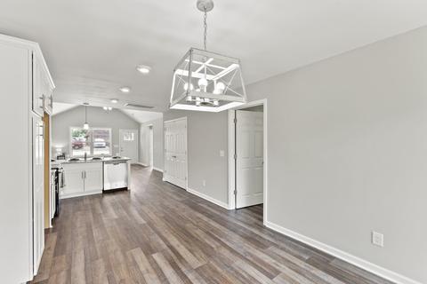 100 W Hillcrest Dr, Springfield, TN 37172 photo 8