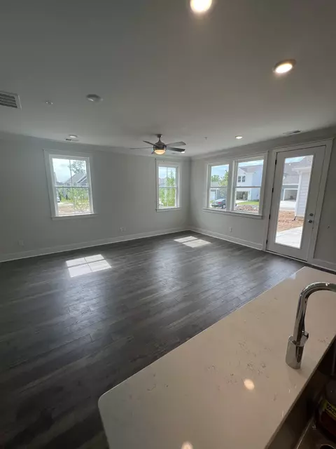 388 Hammock Ln, Spring Hill, TN 37174 photo 5