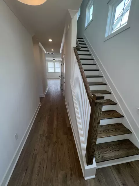 388 Hammock Ln, Spring Hill, TN 37174 photo 2