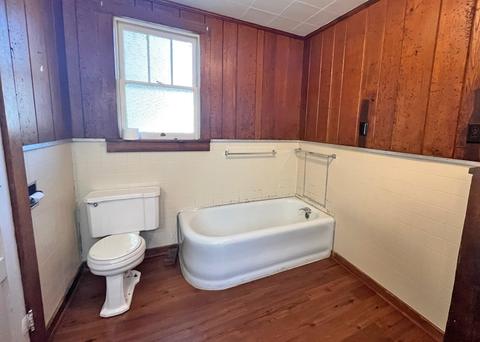 401 W Walnut St, Dickson, TN 37055 photo 9