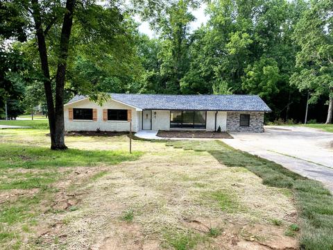 436 Sandy Rd, Dover, TN 37058 photo 2