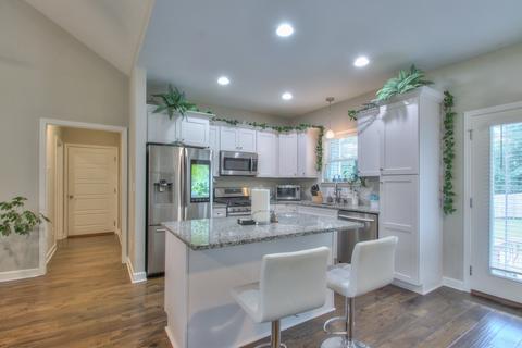 512 Poplar Bnd, Dickson, TN 37055 photo 6