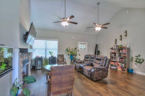 512 Poplar Bnd, Dickson, TN 37055 photo 4