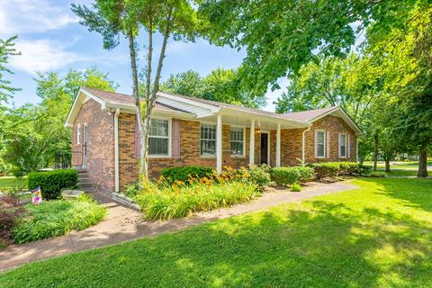110 Sam Davis Dr, Springfield, TN 37172 photo 16