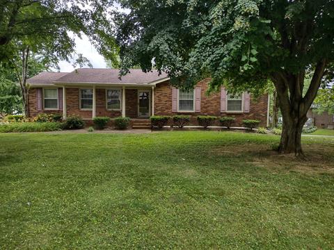 110 Sam Davis Dr, Springfield, TN 37172 photo 3