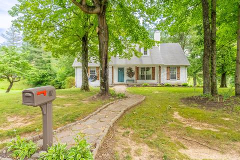 402 Lakeside Dr, Springfield, TN 37172 photo 3