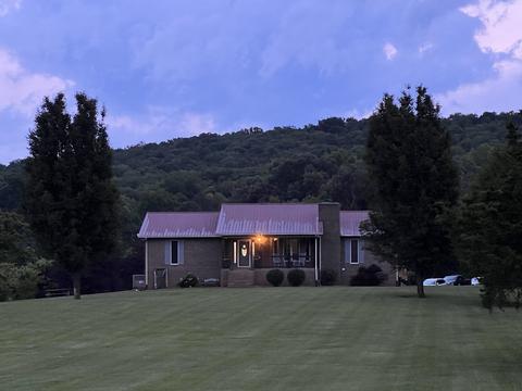 538 Dotson Cemetery Rd, Decherd, TN 37324 photo 3