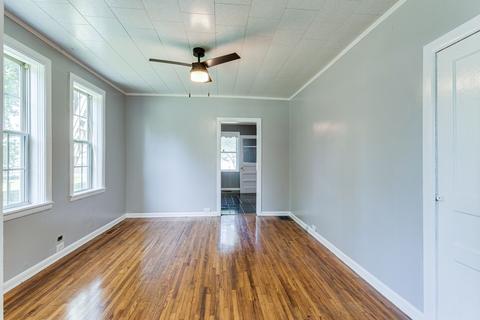 105 2nd Ave S, Decherd, TN 37324 photo 7
