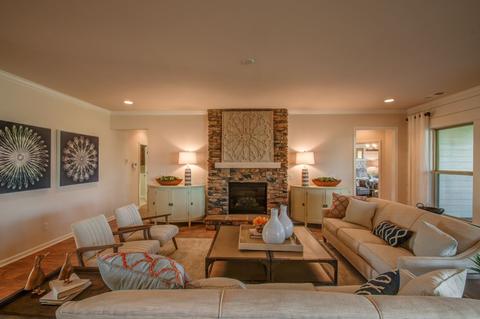 1093 Sumner Grv, Spring Hill, TN 37174 photo 4