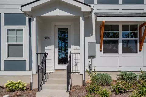 302 Williams Ave #107, Madison, TN 37115