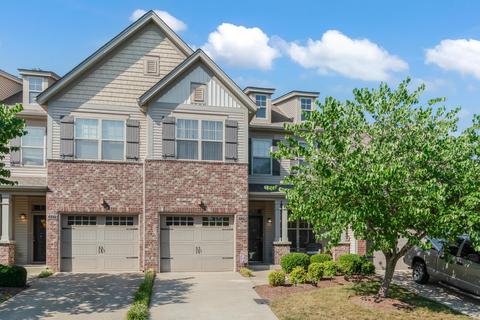 329 Griffin Pl, Hermitage, TN 37076 photo 1