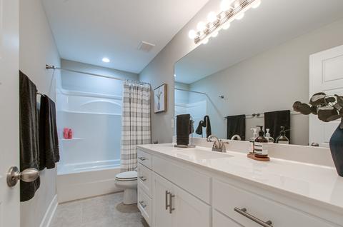 807 Blakemore Rd, Dickson, TN 37055 photo 9