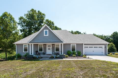 807 Blakemore Rd, Dickson, TN 37055 photo 1