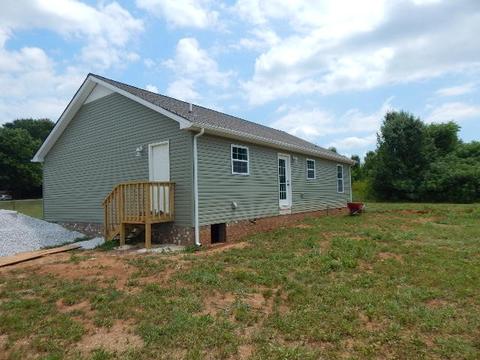 160 Armstrong Rd, Doyle, TN 38559 photo 3
