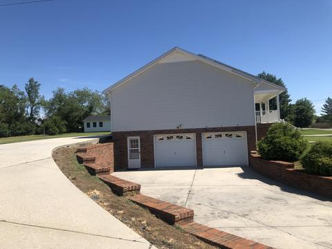 323 Westgate Dr, Baxter, TN 38544 photo 3