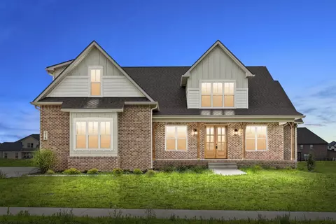 318 Clarabelle Ln, Clarksville, TN 37040