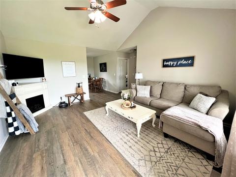 1815 Thompson Rd, Murfreesboro, TN 37128 photo 8