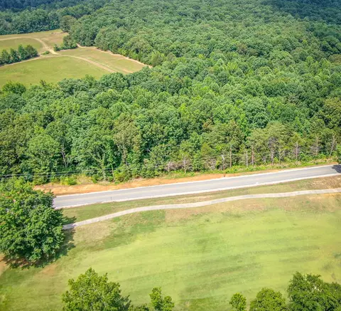 2 Highland Trl, Sparta, TN 38583