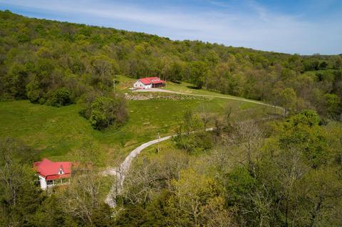 357 Hackett Valley Rd, Hickman, TN 38567 photo 10