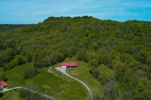 357 Hackett Valley Rd, Hickman, TN 38567 photo 9